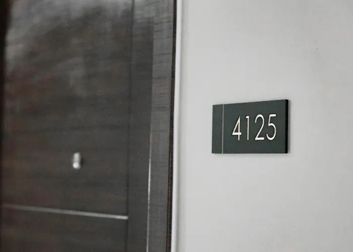 Smart Cozy Air Residences Makati 4125